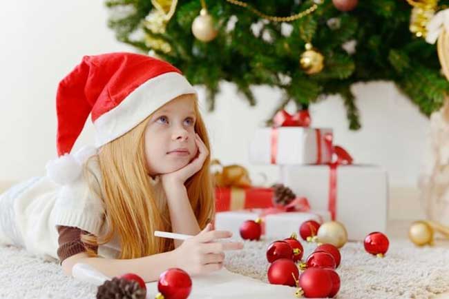 Главный Дед Мороз страны посчитал, сколько писем он получил от детей из разных городов