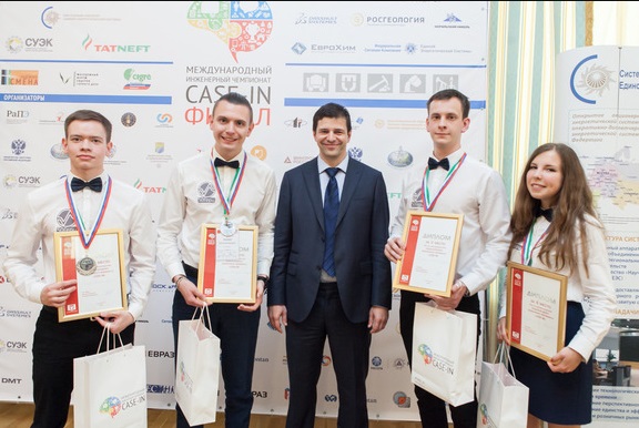Ивановские студенты заняли второе место в финале Международного инженерного чемпионата
