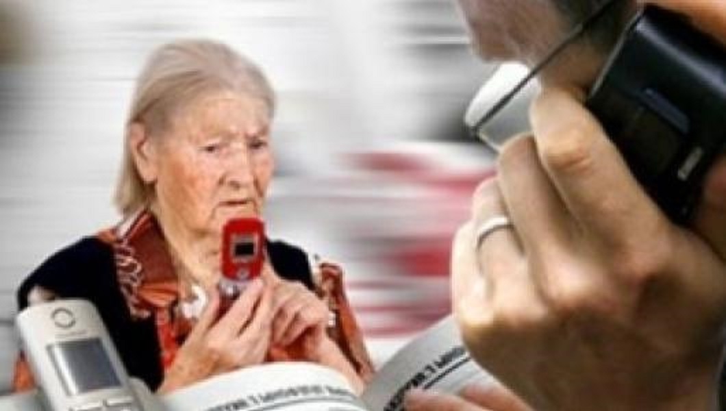 Пенсионерки из Мурманской области «спасли» родных на 150 тыс. руб.