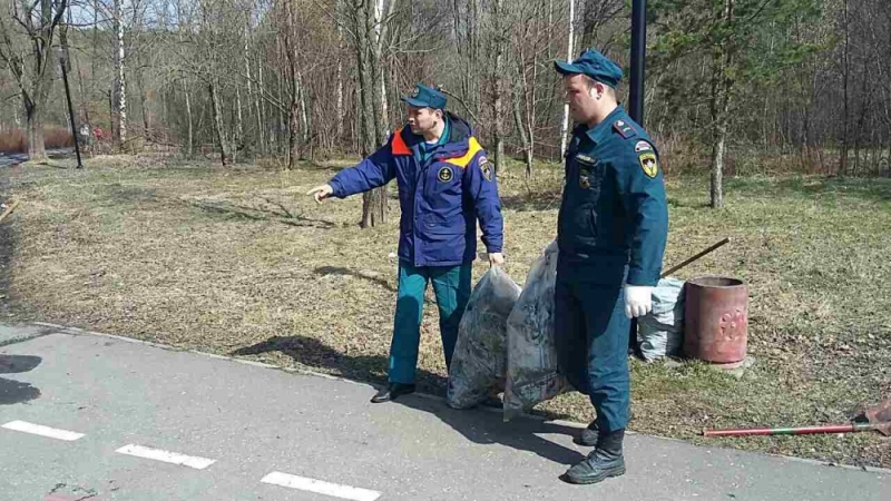 Ивановские сотрудники МЧС провели акцию «Чистый берег» (ФОТО)