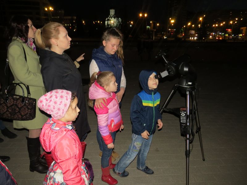 «Тротуарная астрономия» в Иванове (ФОТО)