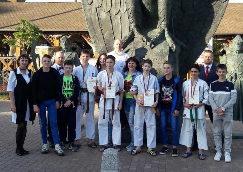 11 медалей завоевали ивановцы в III Первенстве России по всестилевому каратэ