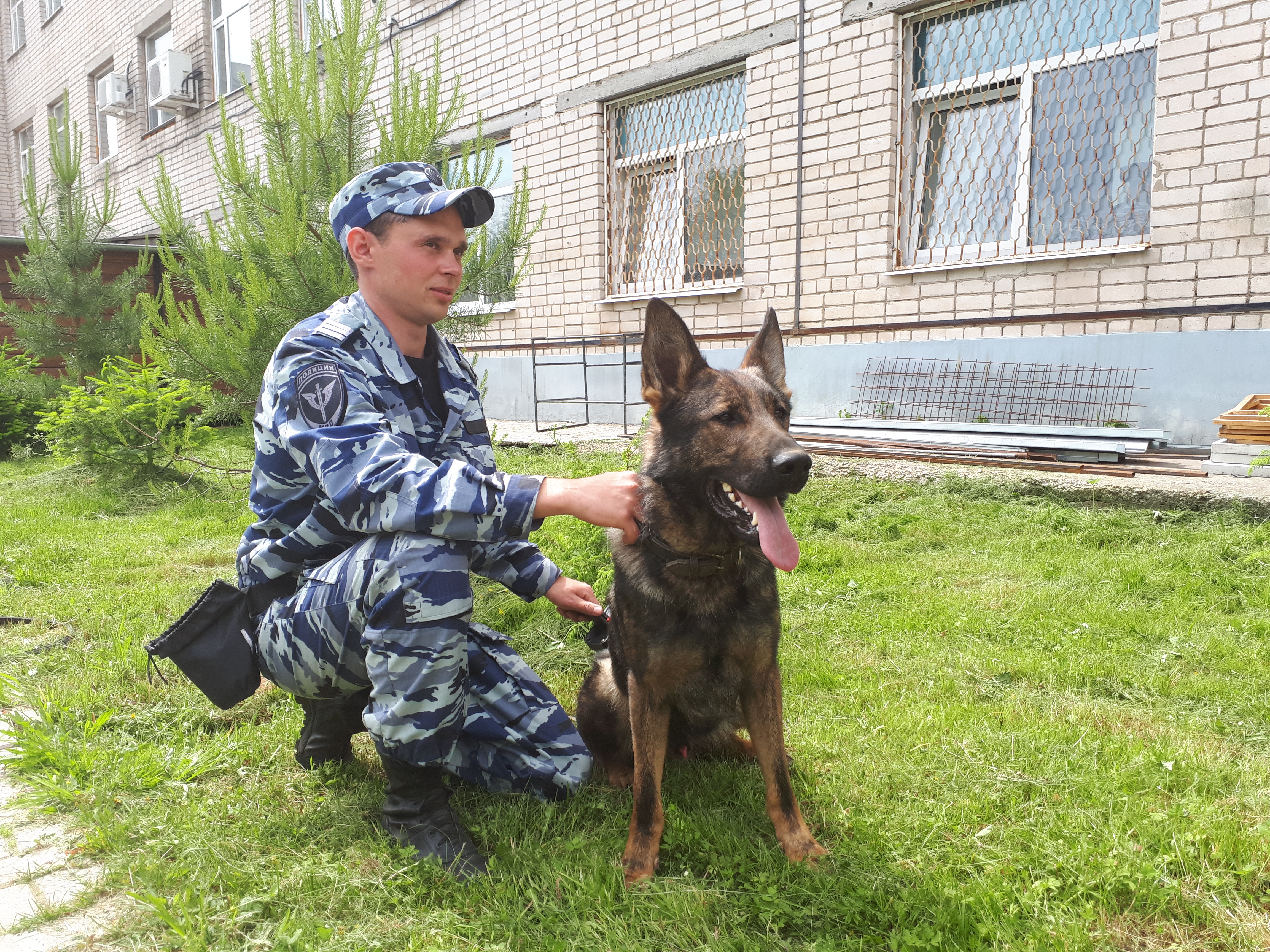 Ивановский кинолог стал победителем соревнований по многоборью со служебными собаками