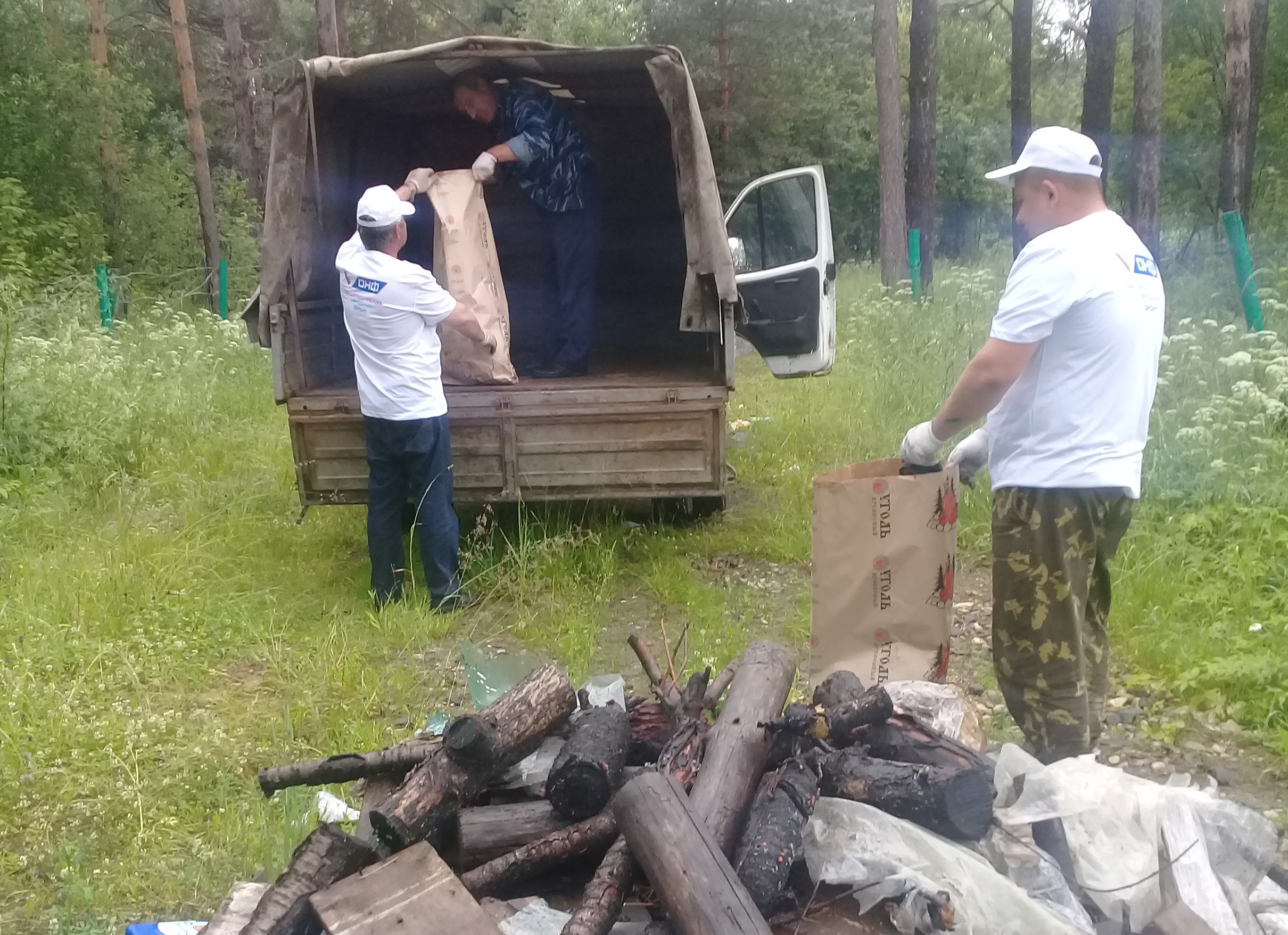 Активисты ОНФ продолжают борьбу со стихийными свалками в Ивановской области