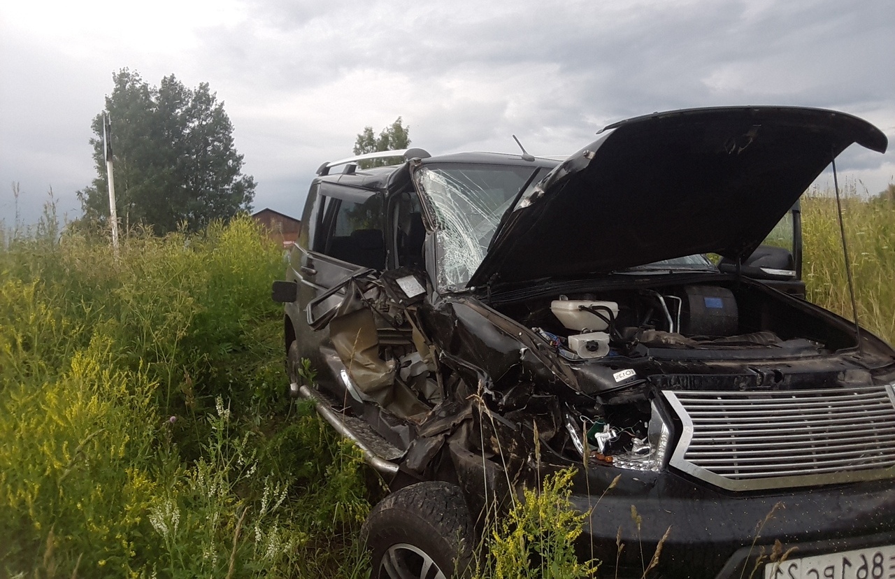В аварии легковушки и грузовика в Ивановской области есть пострадавший