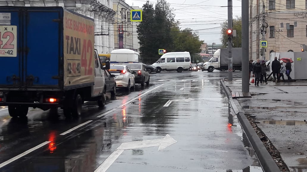 Дорога на улице Громобоя в Иванове стала шире