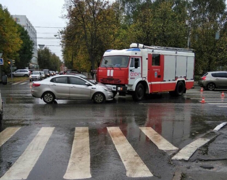 В Иванове в ДТП попала пожарная машина (ФОТО)