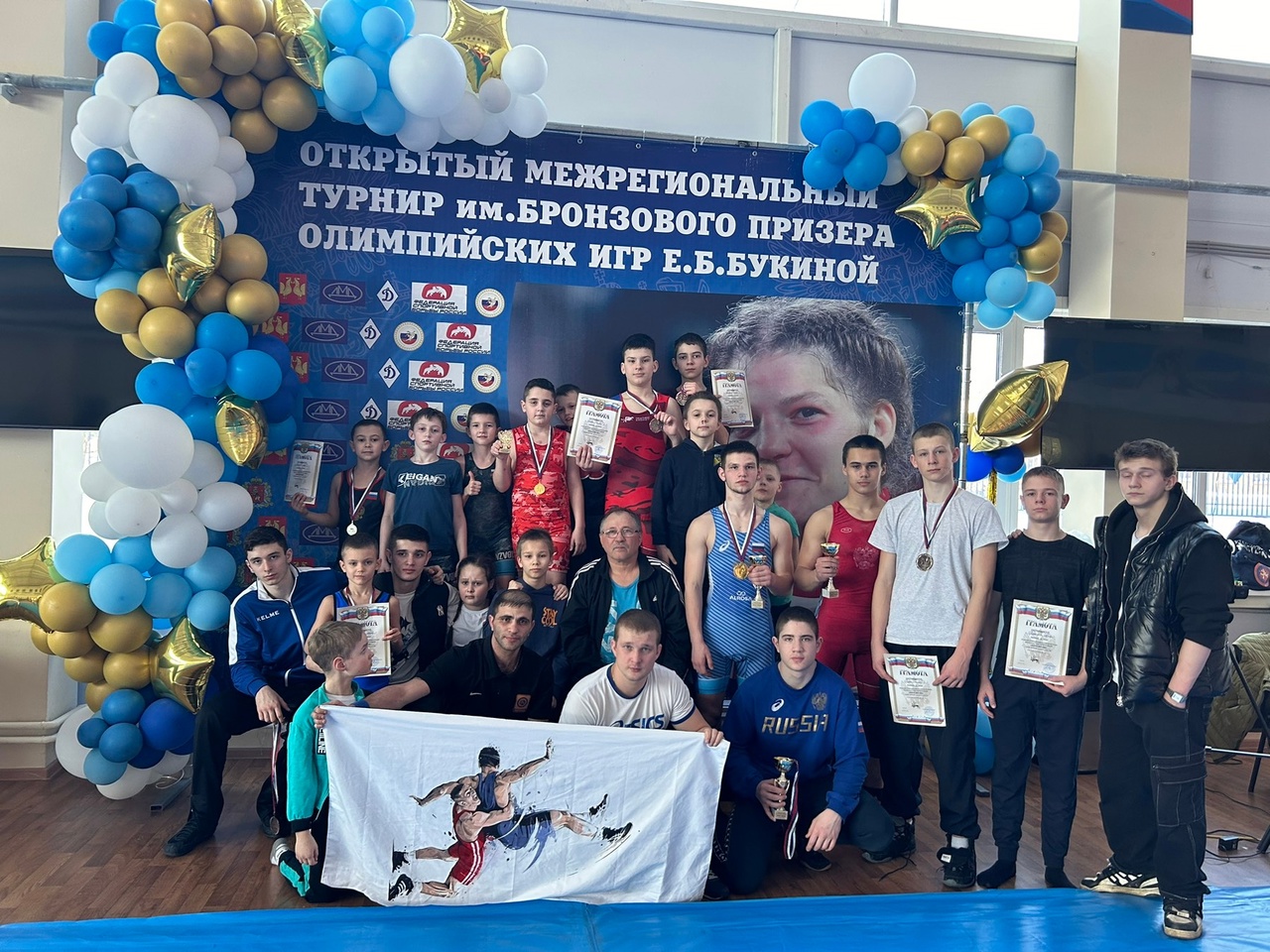 Ивановские борцы завоевали 12 медалей на межрегиональных соревнованиях по Греко-римской борьбе