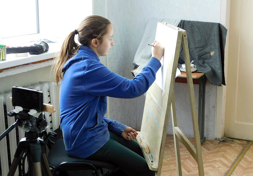 Студентка Ивановского художественного училища стала победителем конкурса  «Юный талант России»